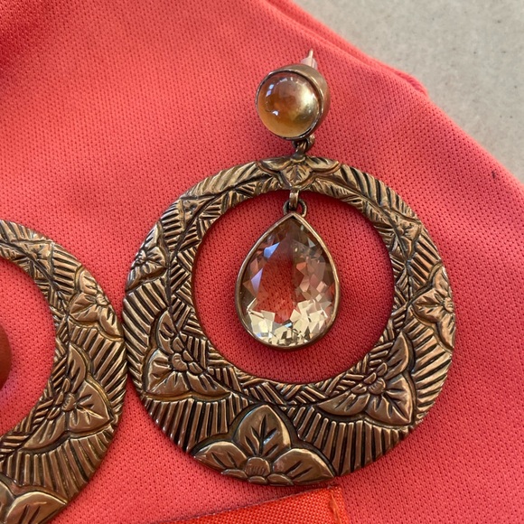 Stephen Dweck Brass Ingraved Earrings. - Picture 2 of 3